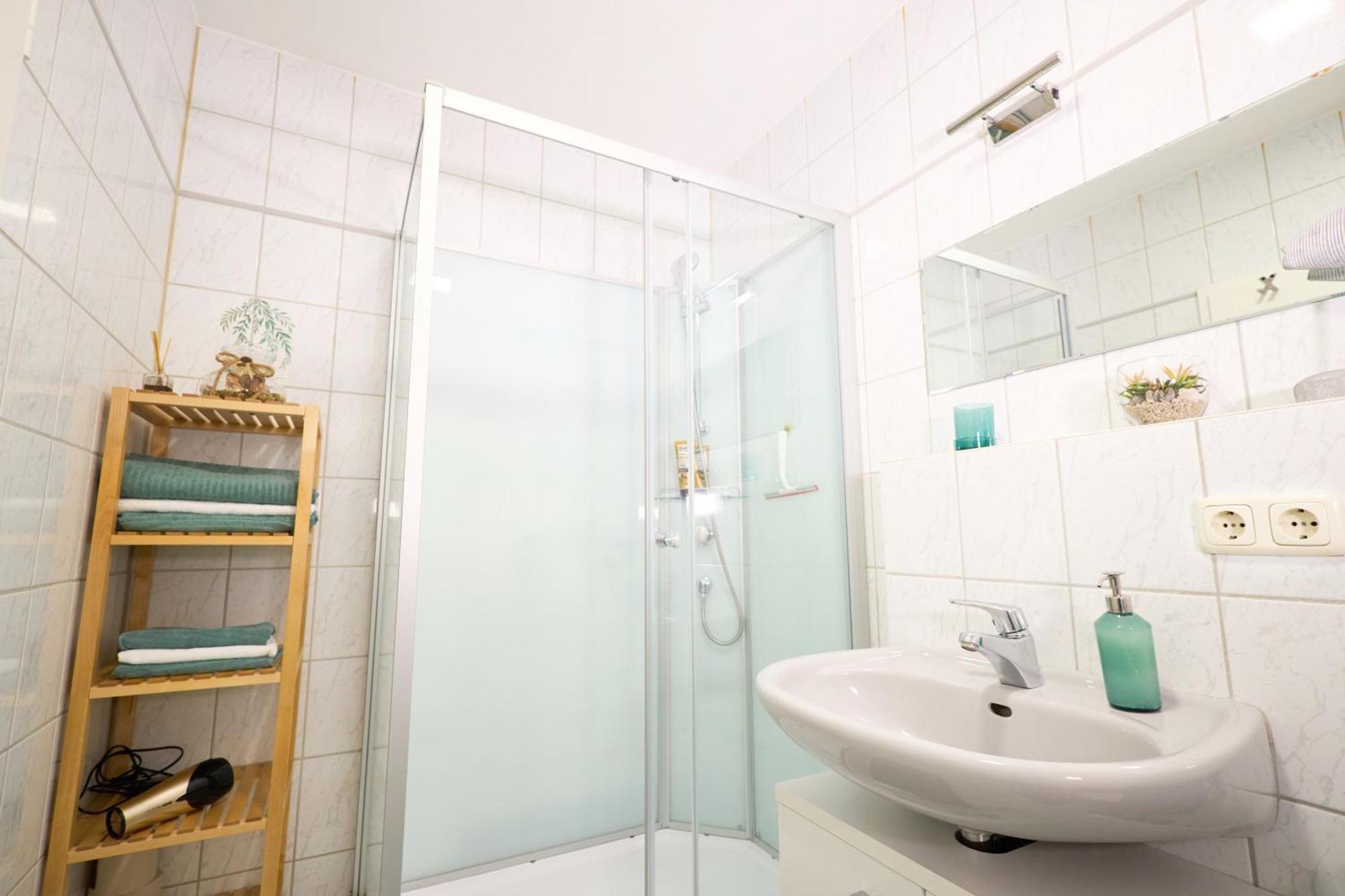 Gemuetliche 2Zi. Wohnung زيلينغنشتات المظهر الخارجي الصورة